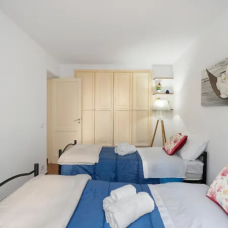 La Perla House Gasthuis 3*