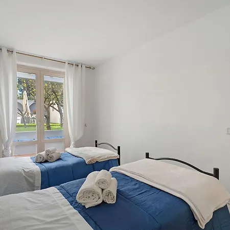 La Perla House